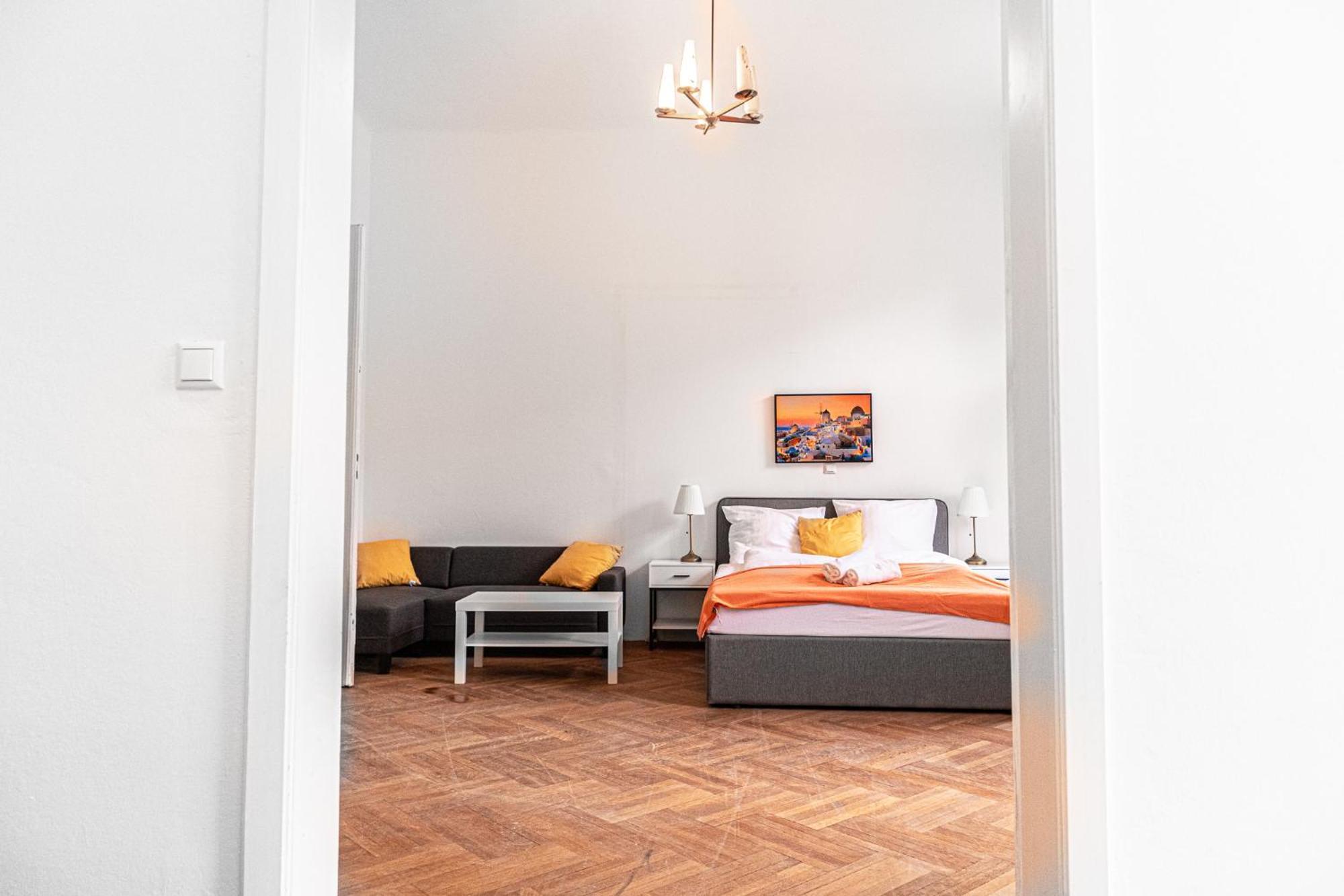 Cozy 2br With Tv & Netflix, Steps From Akh * Wien